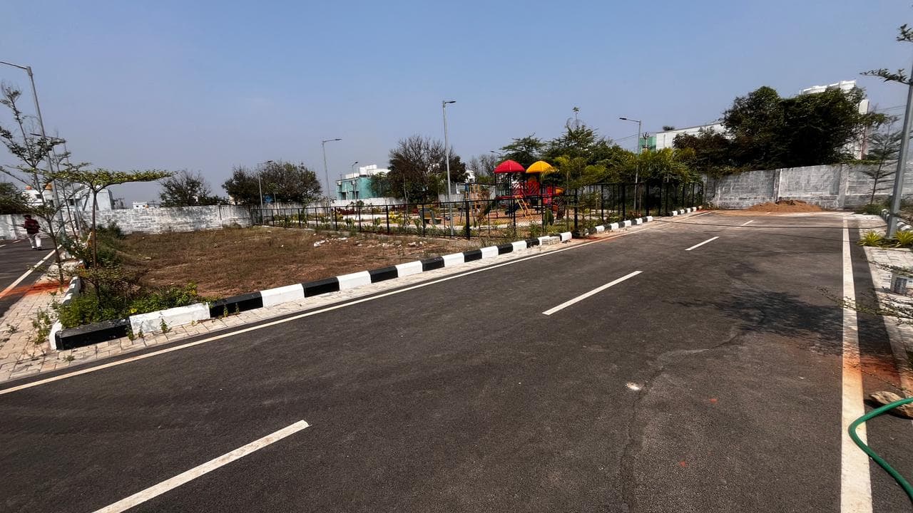 Premium residential plot at Oragadam, Chennai - Image 7