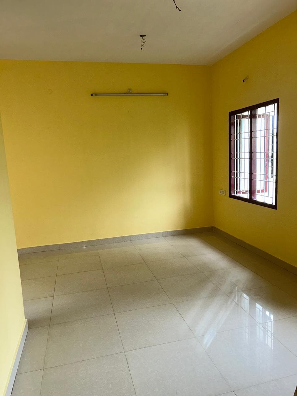 Resale flat in Selaiyur, Chennai