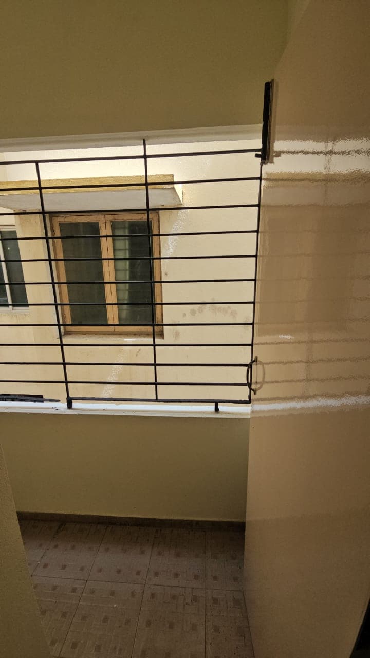 Resale 3 BHK flat for resale in Urapakkam - Image 6