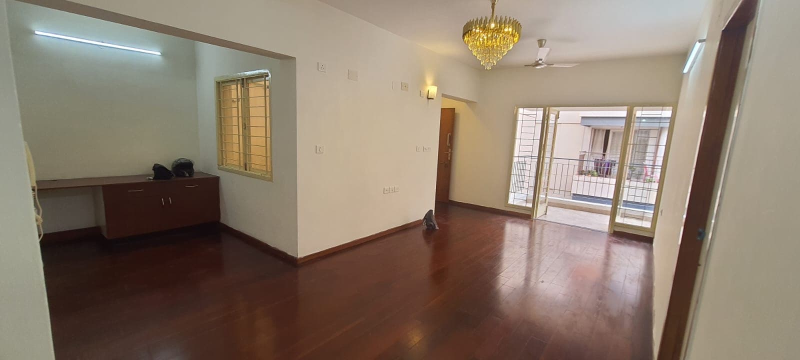 Flat sale for Manapakkam - Image 6