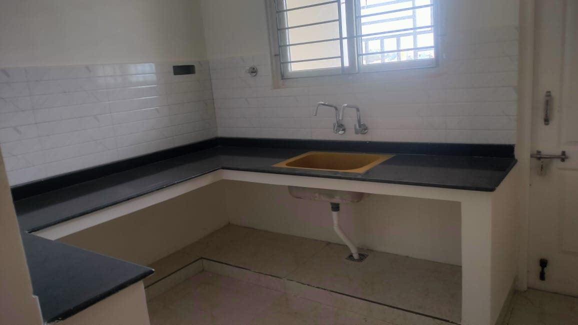 Luxurious Flats for Sale @ AVADI near VELTECH COLLEGE - Image 10