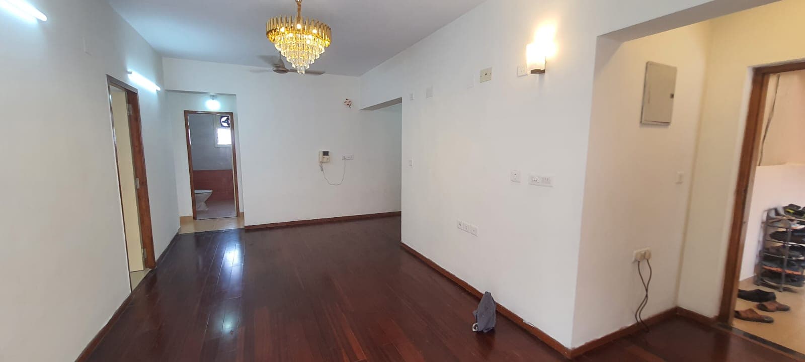 Flat sale for Manapakkam - Image 9