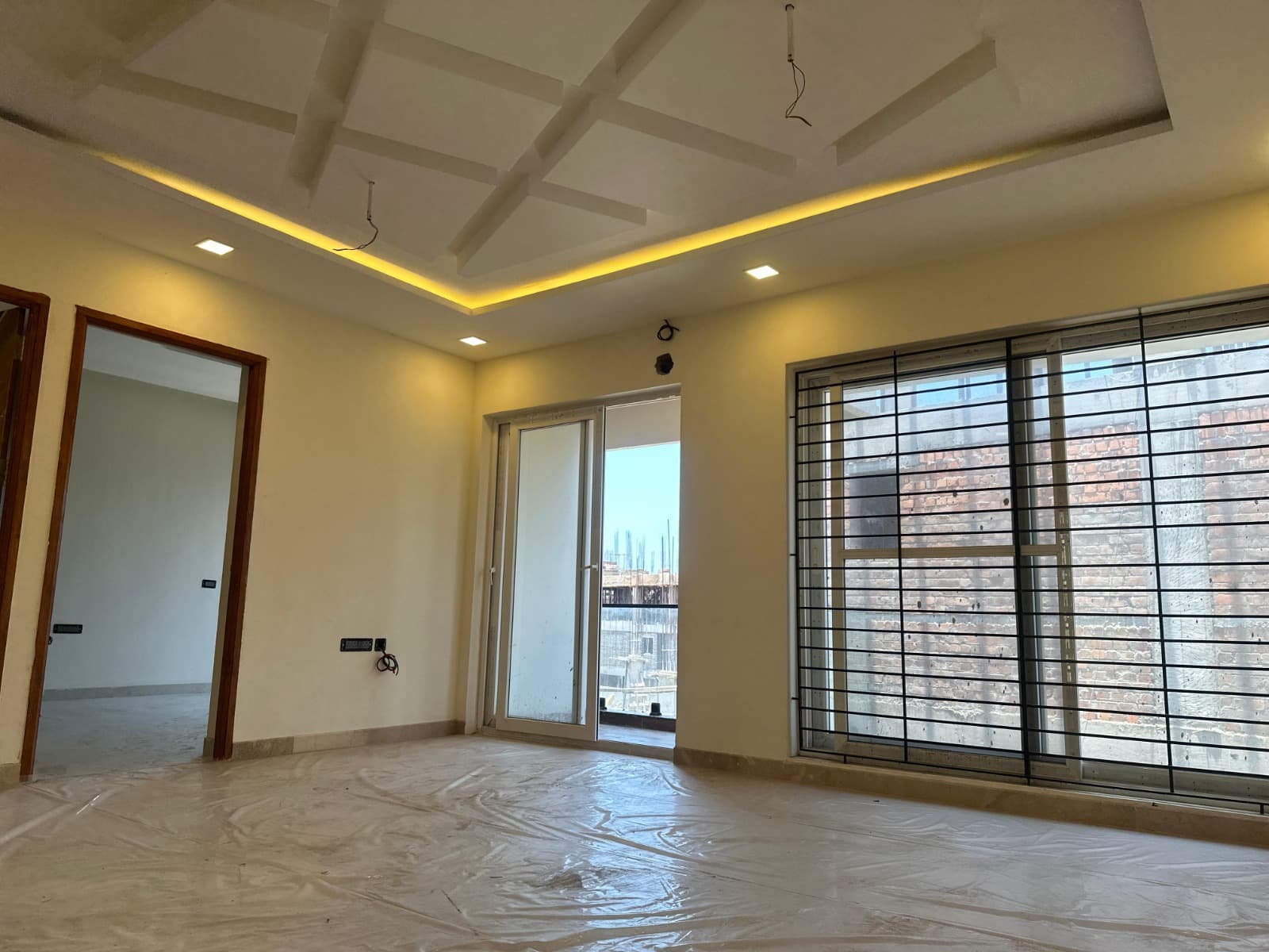 Ready to Occupy Sea View 5 BHK Premier Villas at Kottivakkam, Chennai. - Image 8