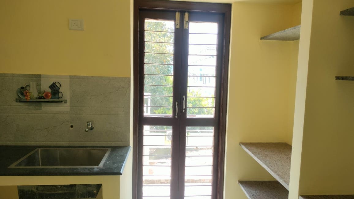 Flats for Sale in Padmanaba Nagar, Vadapalani - Image 2