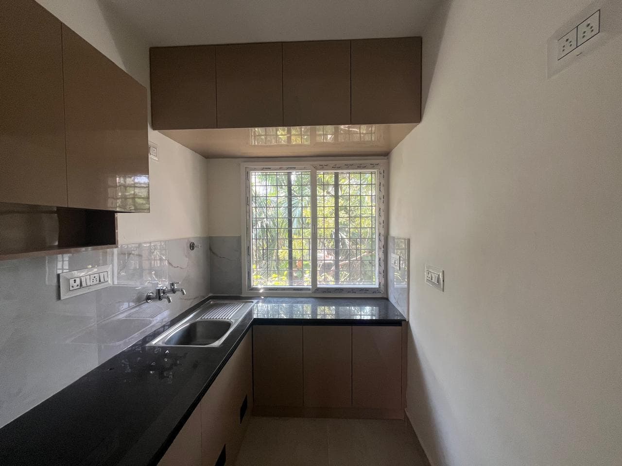 New Luxurious 2BHK Flat in Selaiyur, Near Velammal School Madambakkam Chennai - Image 24