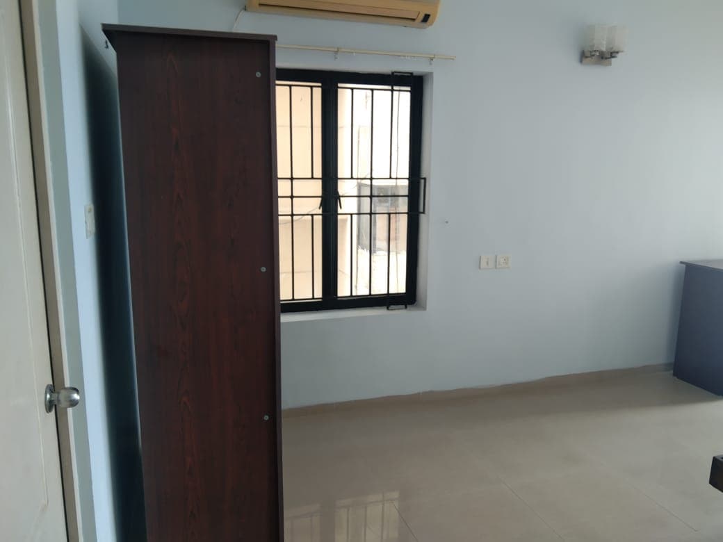 Apartment for Sale – Marine Drive, Cochin - Image 3