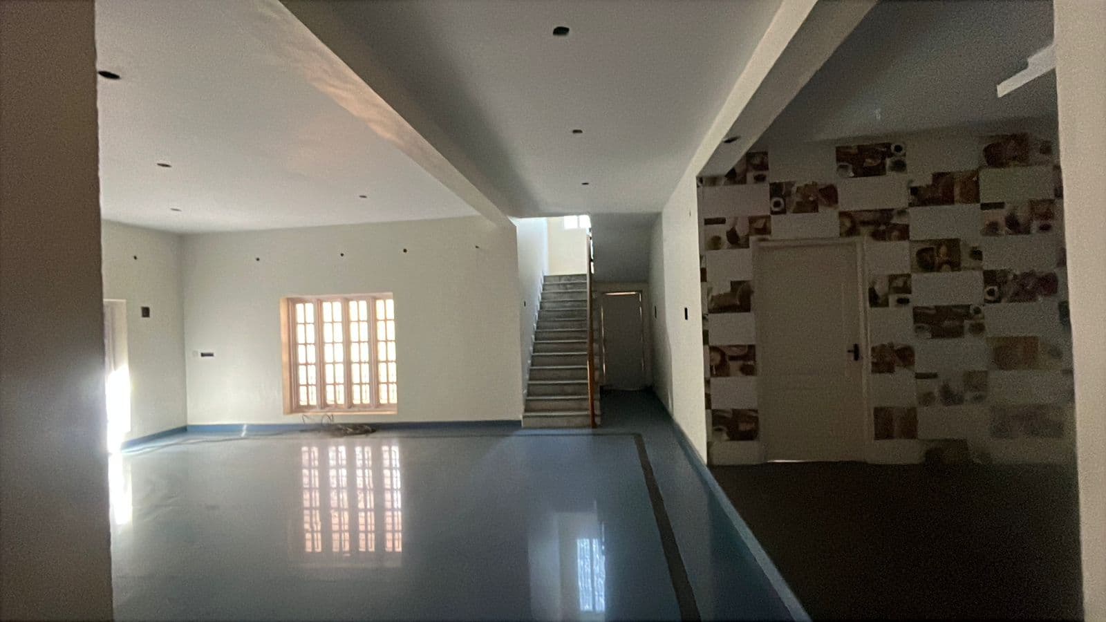 One acre on road land with 6000 sqft Bungalow for sale at Utheramerur near Chennai - Image 6