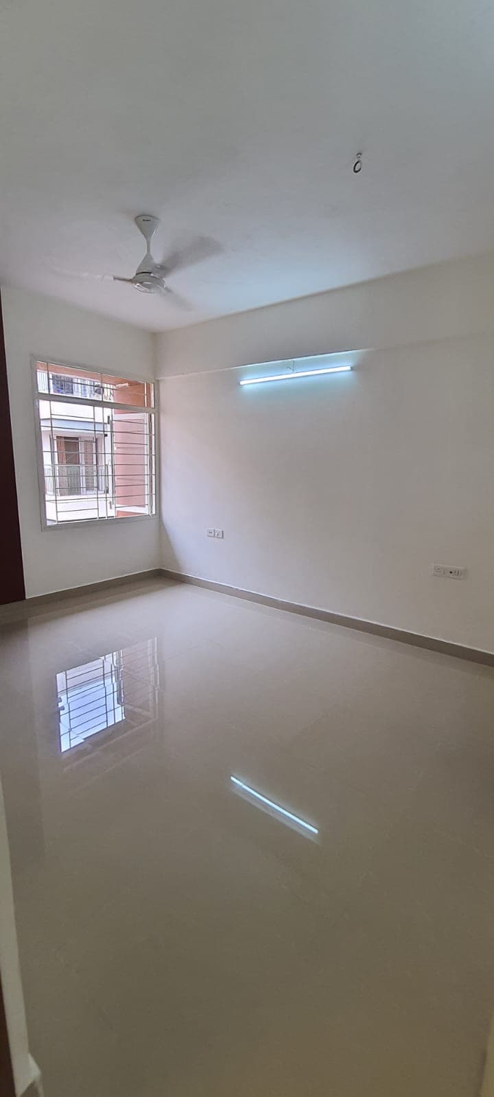 Flat sale for Manapakkam - Image 8