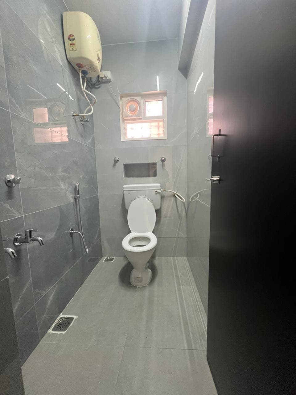 New Luxurious 2BHK Flat in Selaiyur, Near Velammal School Madambakkam Chennai - Image 23